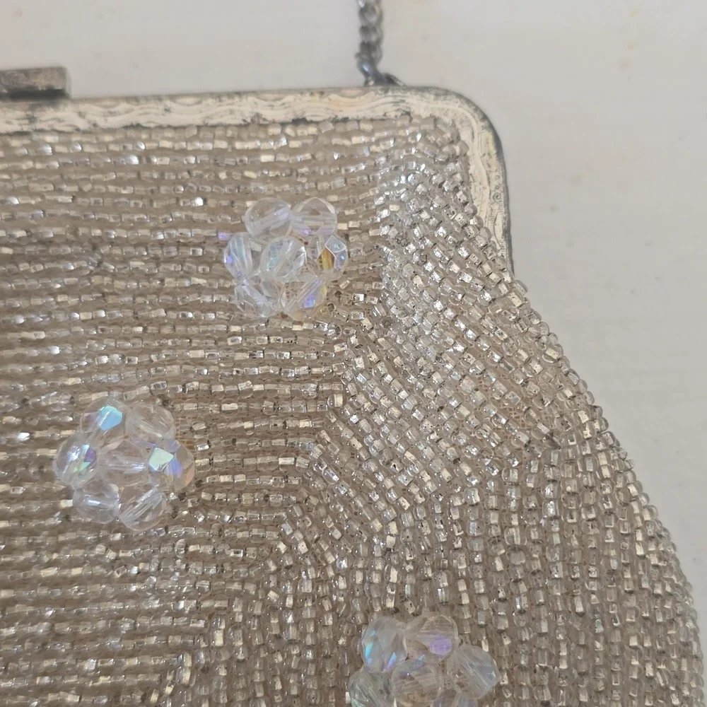 Vintage Champagne Beaded Evening Bag - Elegant Poshmark Listing - Picture 2 of 3